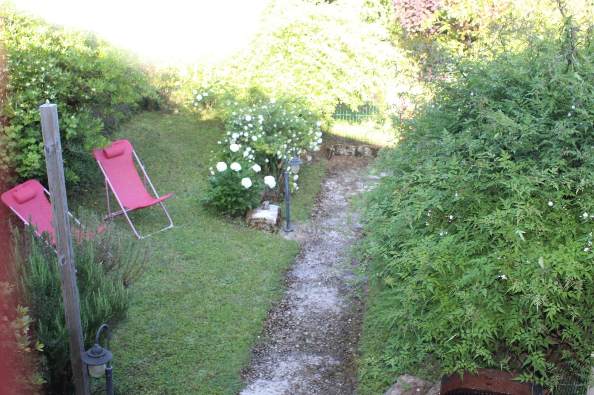 Les Gites Du Veau D'Or Ozillac Exterior foto