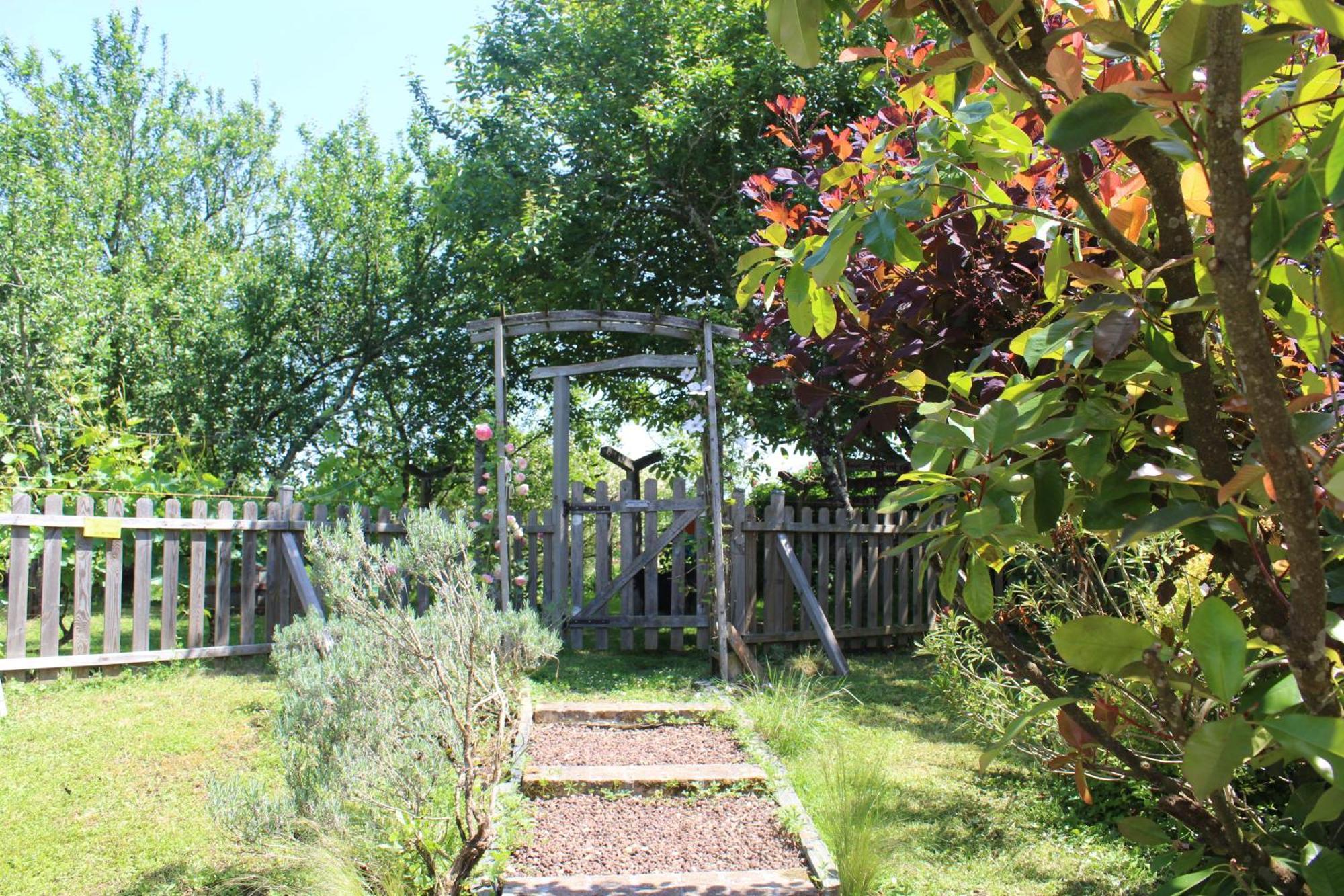 Les Gites Du Veau D'Or Ozillac Exterior foto