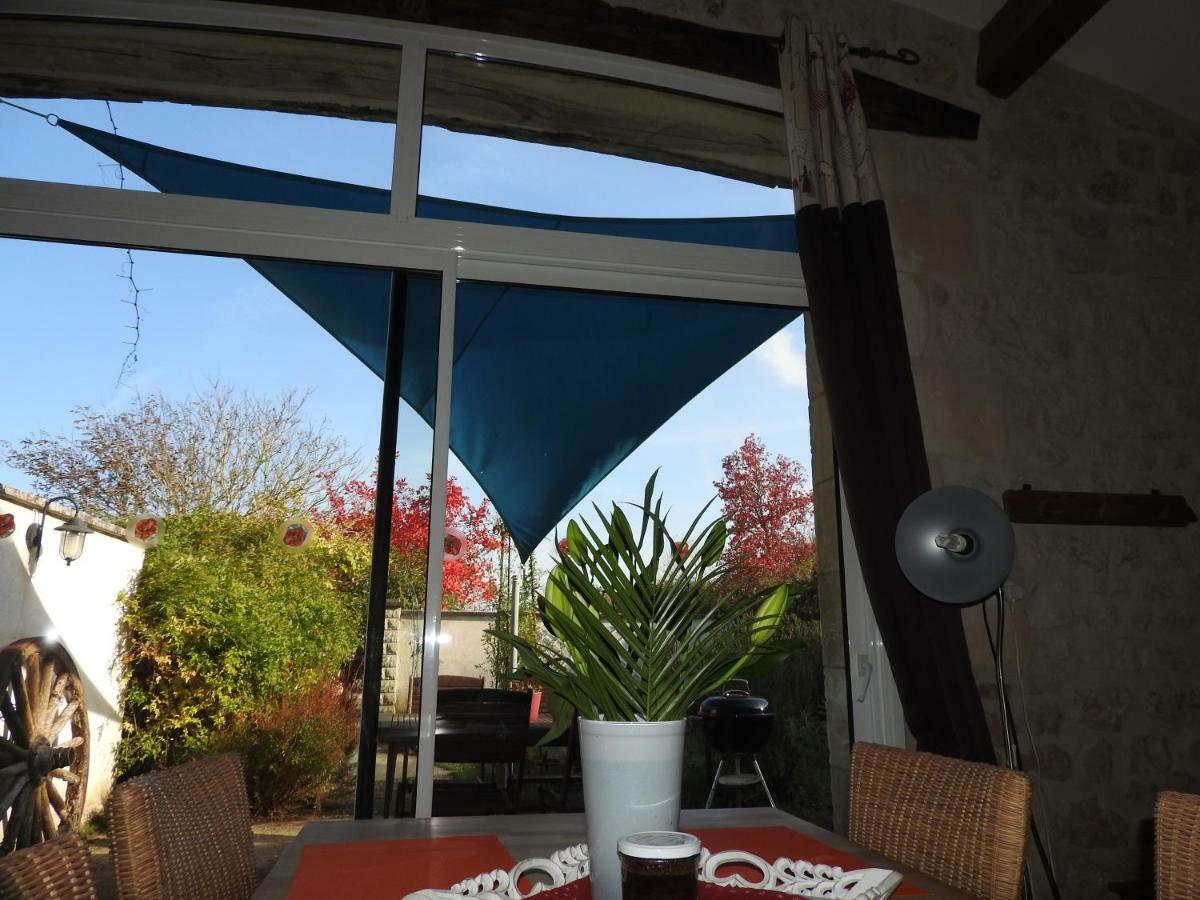 Les Gites Du Veau D'Or Ozillac Exterior foto